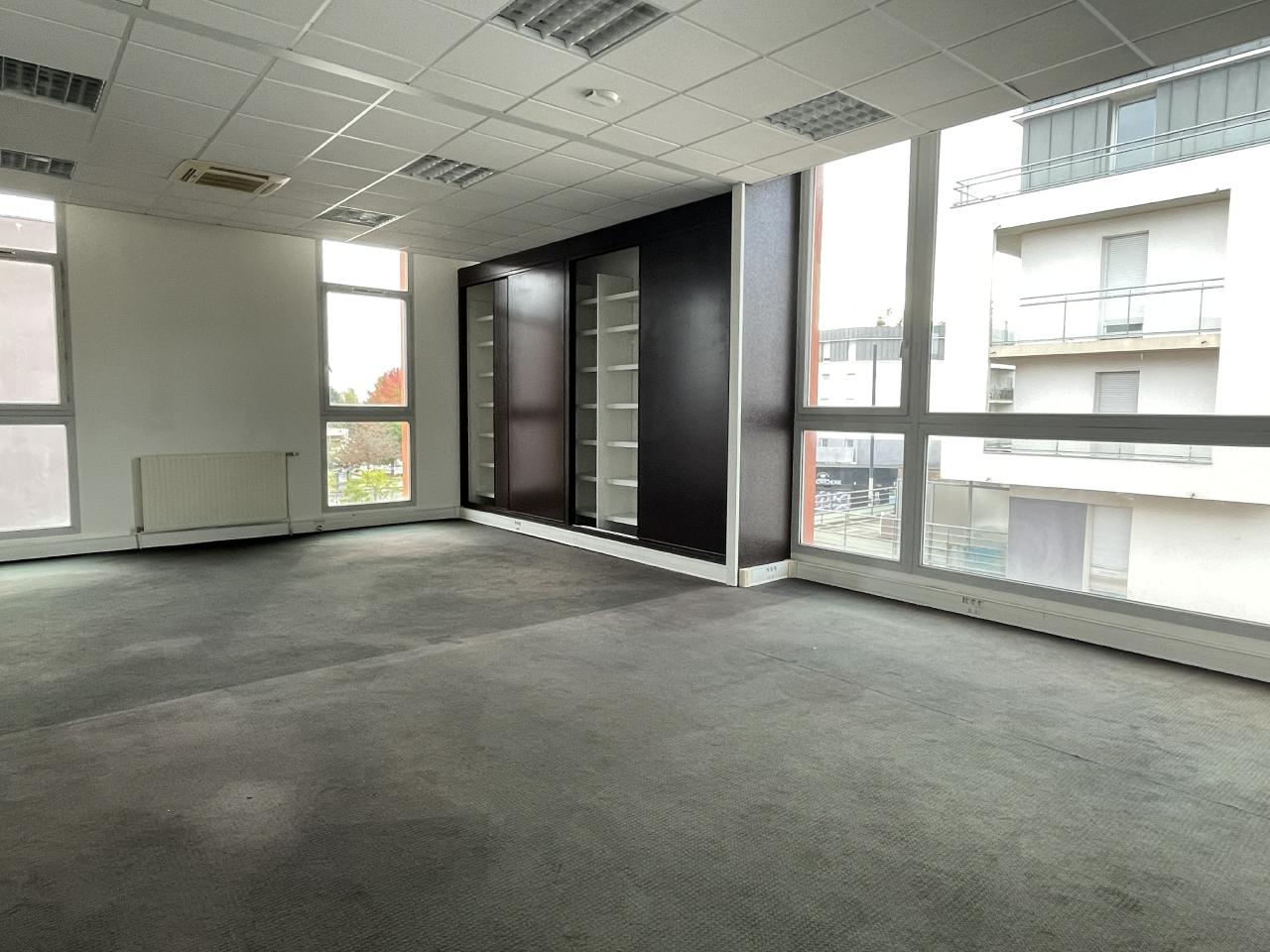 Bureau Rennes 1076m² Vente bureau Rennes Ille-et-Vilaine OVBUR2421951 11